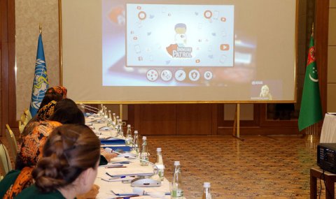 В Туркменистане представили образовательную платформу «Иммунный патруль»