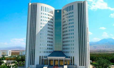 В Туркменистане расширяются возможности получения профессионального образования