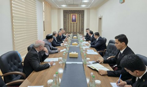 В ТПП Туркменистана прошла встреча с делегацией Ирана