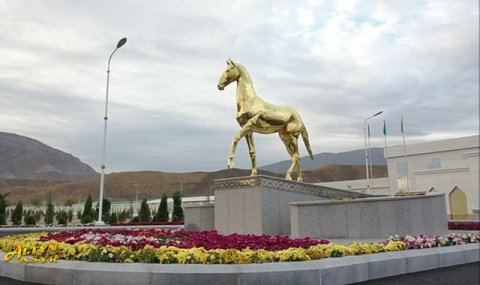 В Ашхабаде модернизируют Ахалтекинский конный комплекс Президента Туркменистана