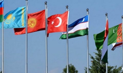 Председатель Халк Маслахаты Туркменистана прибыл в Азербайджан с рабочим визитом