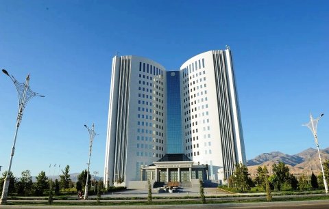 Министерство образования Туркменистана усиливает контроль за признанием зарубежных дипломов