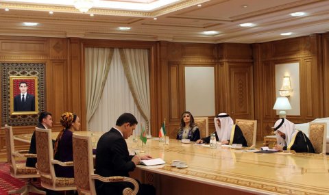 В Меджлисе Туркменистана приняли верительные грамоты от посла Кувейта
