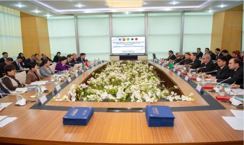 В Туркменистане открылась «Мастерская Лу Бань» в сфере нефтегазового образования
