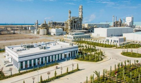 Туркменистан и Индия обсудили развитие промышленного сотрудничества