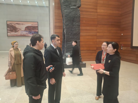 Делегация Туркменистана посетила Национальный музей КНР