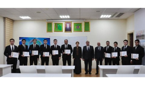 В ИМО МИД Туркменистана прошел краткосрочный курс для дипломатов