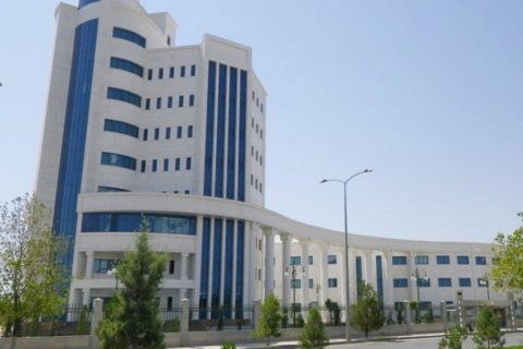 Школа имени Пушкина провела фестиваль к 30-летию нейтралитета Туркменистана