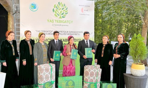 Студенты Туркменистана проявили себя в борьбе за сохранение природы