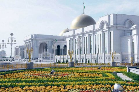 Глава Туркменистана направил соболезнования руководству Непала
