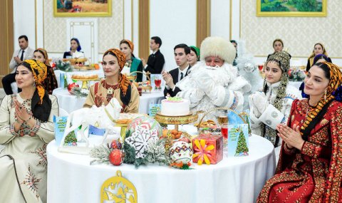 В Балканском велаяте Туркменистана состоялось праздничное мероприятие