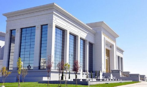 В Ашхабаде стартовали Туркмено-китайский бизнес-форум и выставка