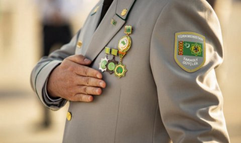 В Туркменистане отметили вклад военнослужащих в укрепление безопасности