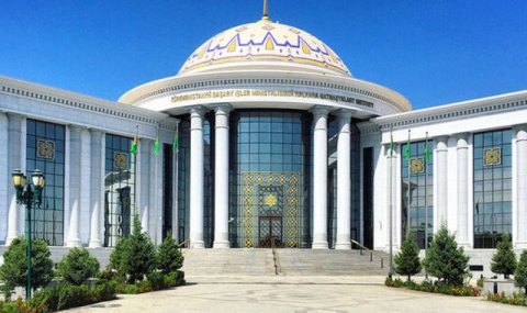 В ИМО МИД Туркменистана организовали новогоднее мероприятие