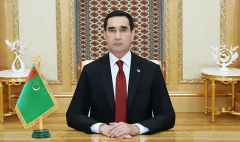 Сердар Бердымухамедов принял верительные грамоты от нового посла Индии