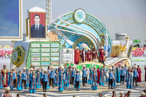 Ашхабад стал центром масштабного празднования Дня независимости Туркменистана