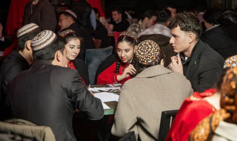 В Ашхабаде состоялся интеллектуальный турнир «Зимний кубок 2025»