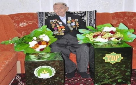 Ветеран Великой Отечественной войны Кошек Солтанмырадов отметил 100-летний юбилей