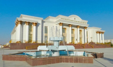 В Дашогузе представят спектакль на основе эпоса «Гёроглы»