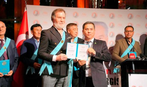 Туркменские художники получили награды Академии художников тюркского мира