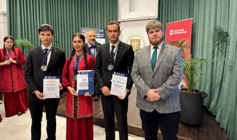 Студенты Туркменистана завоевали 22 медали на международной олимпиаде в Польше