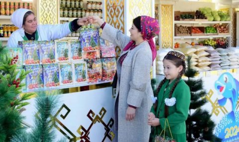 Праздничная торговля в Туркменистане стартует 5 декабря