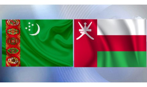 Рашид Мередов провел телефонный разговор с главой МИД Омана