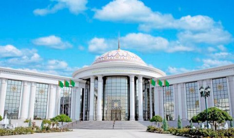 В Туркменском государственном университете создают электронный научный журнал