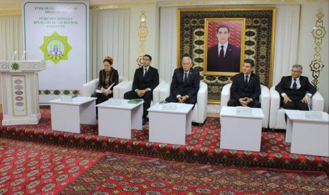 В Туркменистане прошёл форум по научно-инновационному развитию строительства