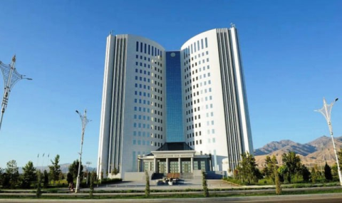 В Туркменистане идет подготовка к предстоящему учебному году