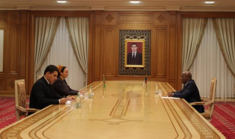 В Туркменистане приняли верительные грамоты посла Экваториальной Гвинеи