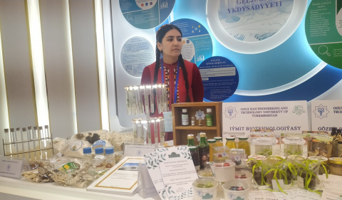 Туркменские студенты создают альтернативы традиционным продовольственным продуктам 