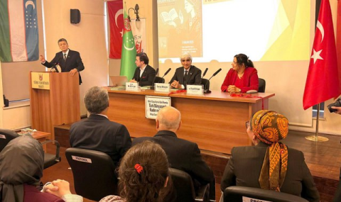 Посольство Туркменистана организовало литературное мероприятие в Стамбуле