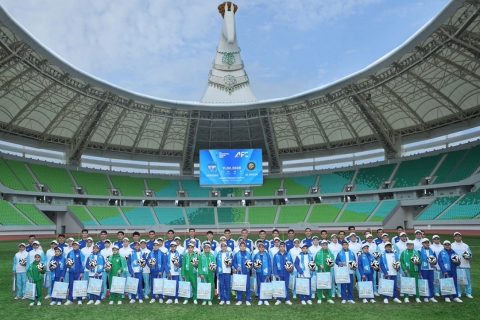 Юные спортсмены побывали в Олимпийском городке в Ашхабаде