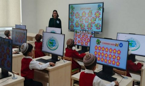 В Ахалском велаяте открылись новая школа и детский сад