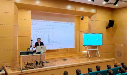 Профессор австрийского университета провел мастер-класс в туркменском вузе
