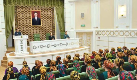 Банковский сектор Туркменистана отметил праздник Новруз