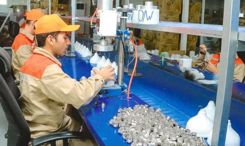 В Туркменистане создают современные лампы под брендом «Çyrag»