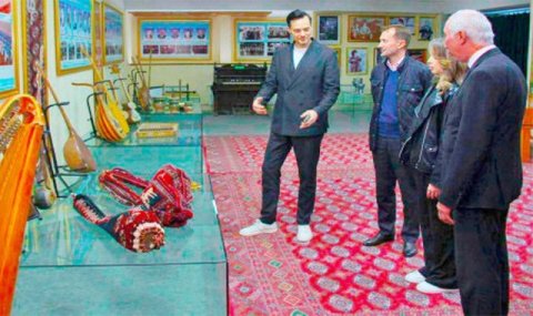 Визит Альберта Жалилова в Туркменистан: мастер-класс и концерты