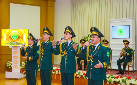 В Туркменистане торжественно отметят День защитников Отечества