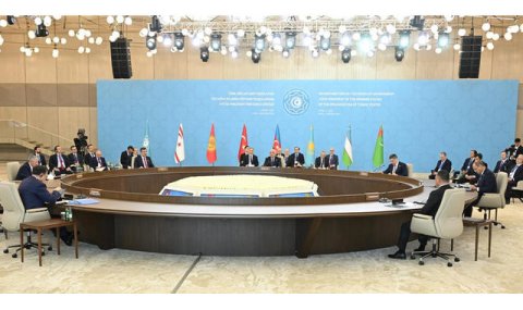 Туркменистан участвовал во встрече глав правительств тюркских государств в Баку