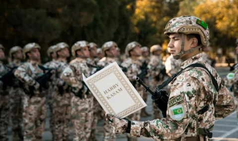 В Туркменистане в воинских частях состоялись церемонии присяги
