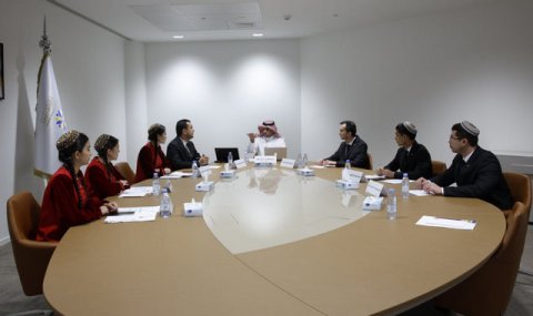 ИМО МИД Туркменистана расширяет академические связи