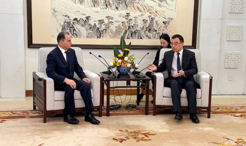 Посол Туркменистана встретился с помощником министра иностранных дел Китая