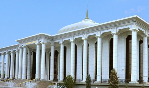 Меджлис Туркменистана принял шесть законов за полугодие