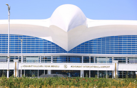 Премьер-министр Пакистана прибыл в  Туркменистан