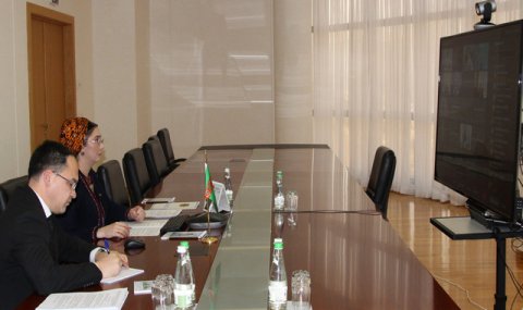 Туркменистан принял участие в рабочей встрече представителей ЦА и ЕС