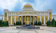 Туркменский медуниверситет присвоил почетные звания врачам из Германии и России