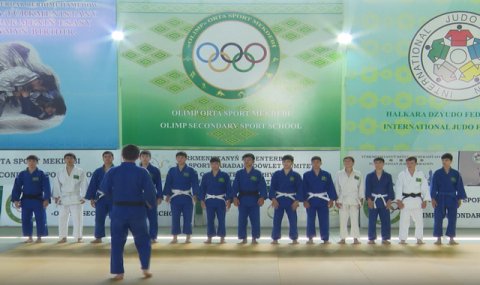 Юные дзюдоисты Туркменистана нацелены на успех в Ташкенте