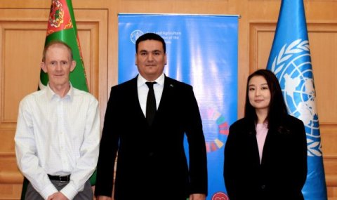 Международные эксперты проводят в Ашхабаде курс по эпиднадзору